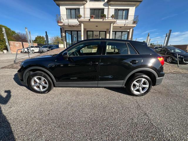 AUDI Q2 30 TDI S tronic Business