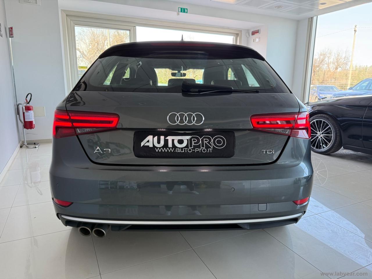 AUDI A3 2.0 TDI S tronic Sport S-LINE