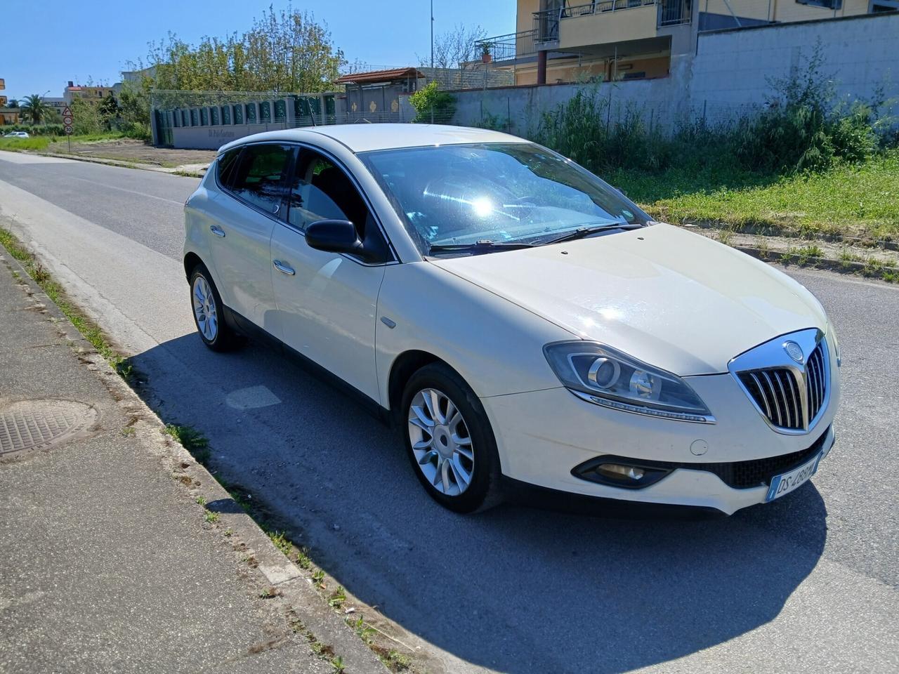 Lancia Delta 1.6 MJT 120cv perfette condizioni