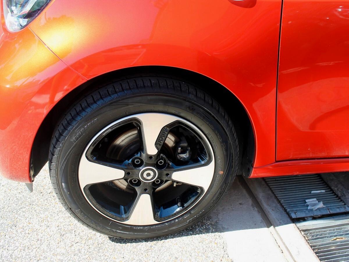 Smart ForFour EQ Passion Pdc Apple/Android UNIPRO IVA DEDUCIBILE