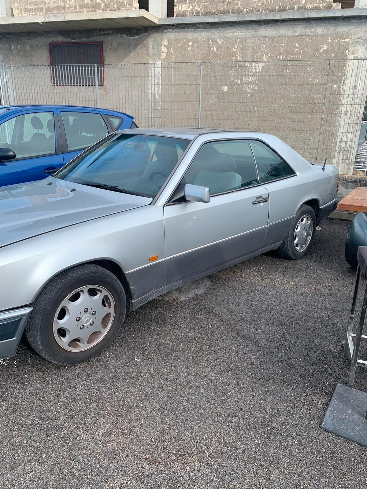 Mercedes-benz 200 CE 2.0