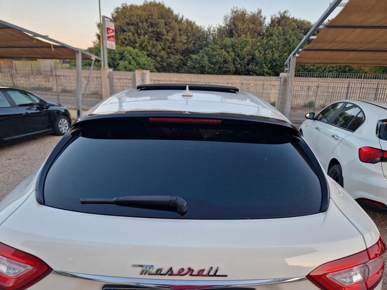 Maserati Levante V6 Diesel 275 CV AWD Granlusso
