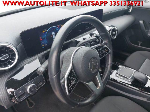 MERCEDES-BENZ CLA 180 Automatic Business