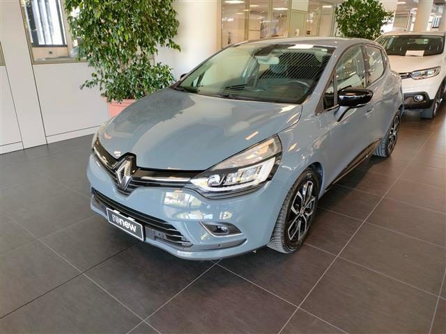 RENAULT Clio 1.5 dci Moschino Intens 75cv