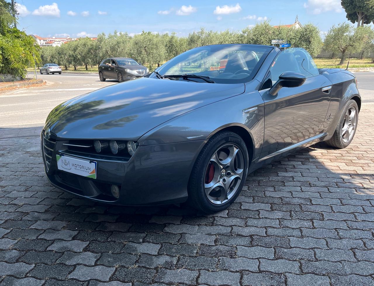 Alfa Romeo Spider 2.4 JTDM 200CV
