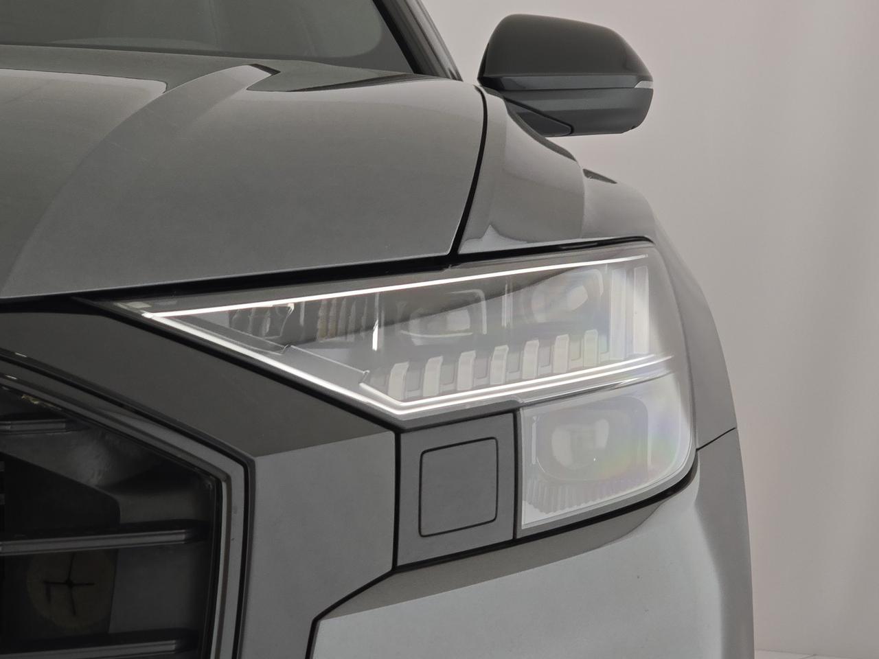 Audi Q8 60 3.0 tfsi e s line plus quattro tiptronic