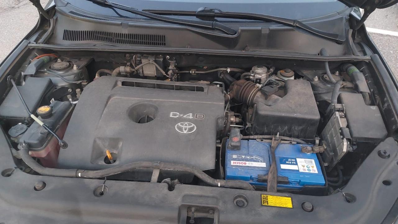 Toyota RAV 4 RAV4 2.2 D-4D 136 CV Luxury