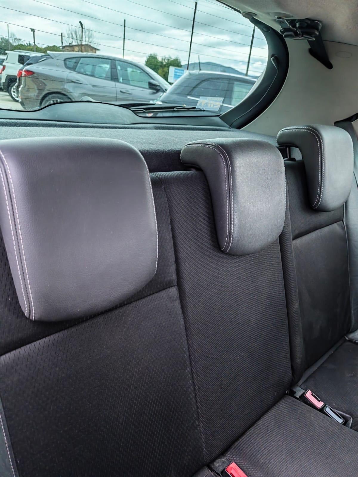 Renault Clio 1.2 16V 5 porte Yahoo! Garanzia 12 mesi