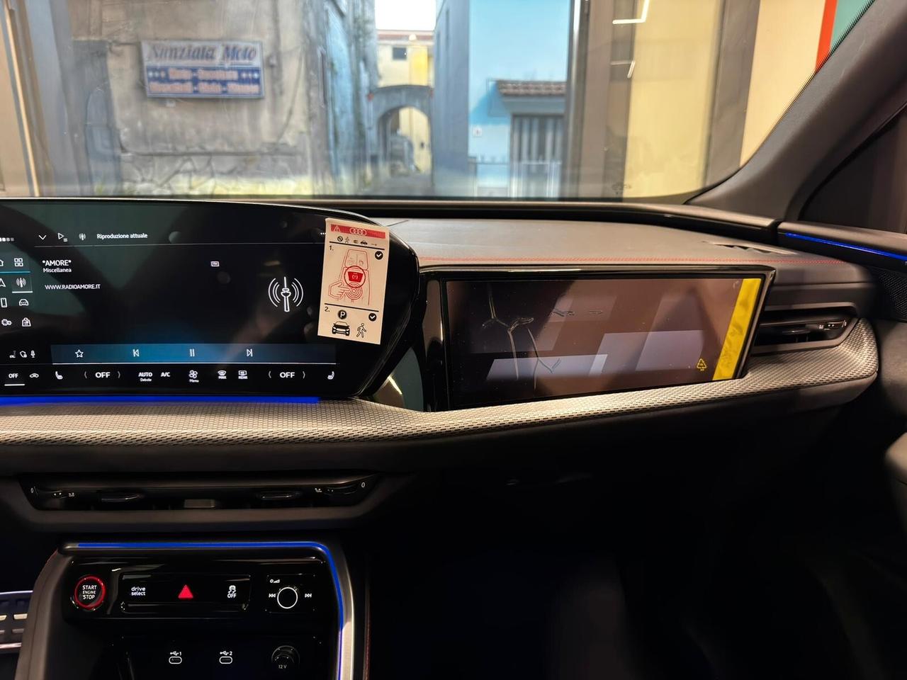 Audi Q5 SPB 40 TDI quattro S tronic line plus/ IDENTITY BLACK