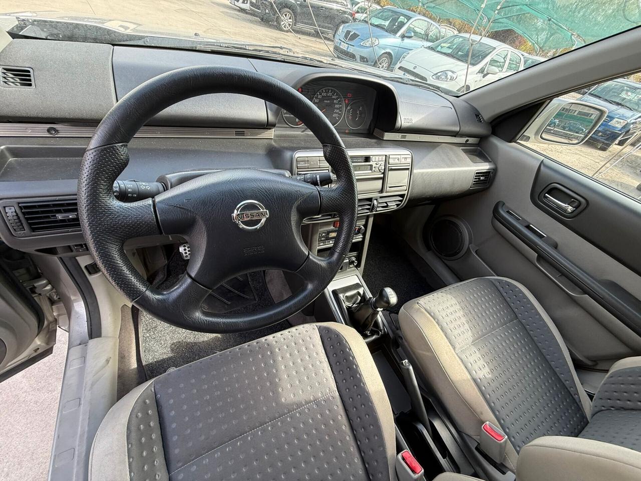 Nissan X-Trail 2.2 DCI 4WD inseribile