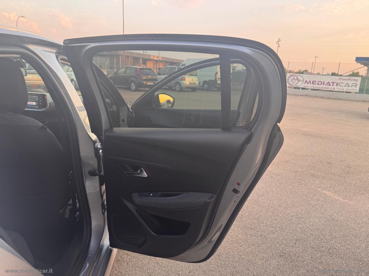 PEUGEOT 208 PureTech 82 5p. Active