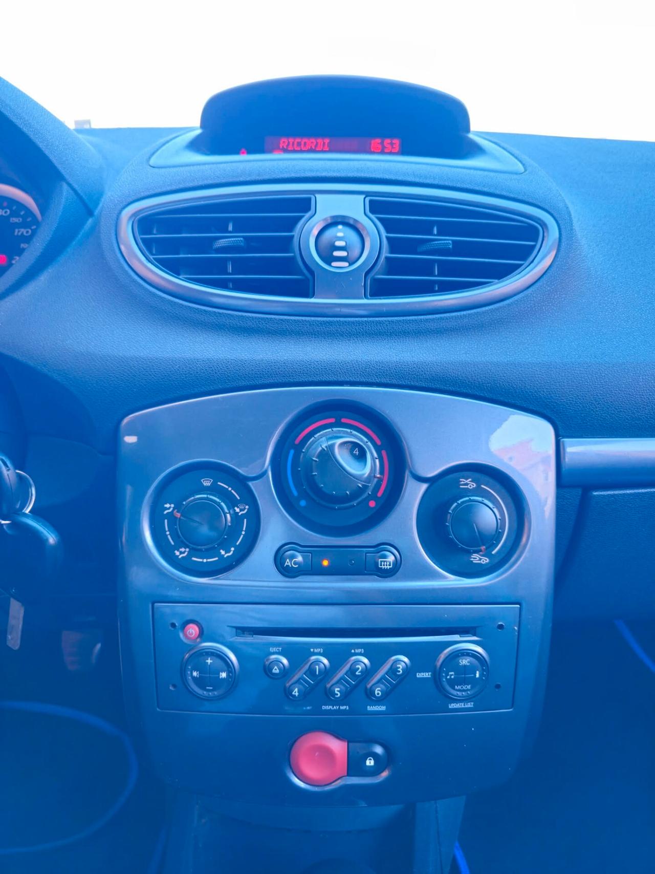 Renault Clio 1.5 dCi 85CV 5 porte Le Iene