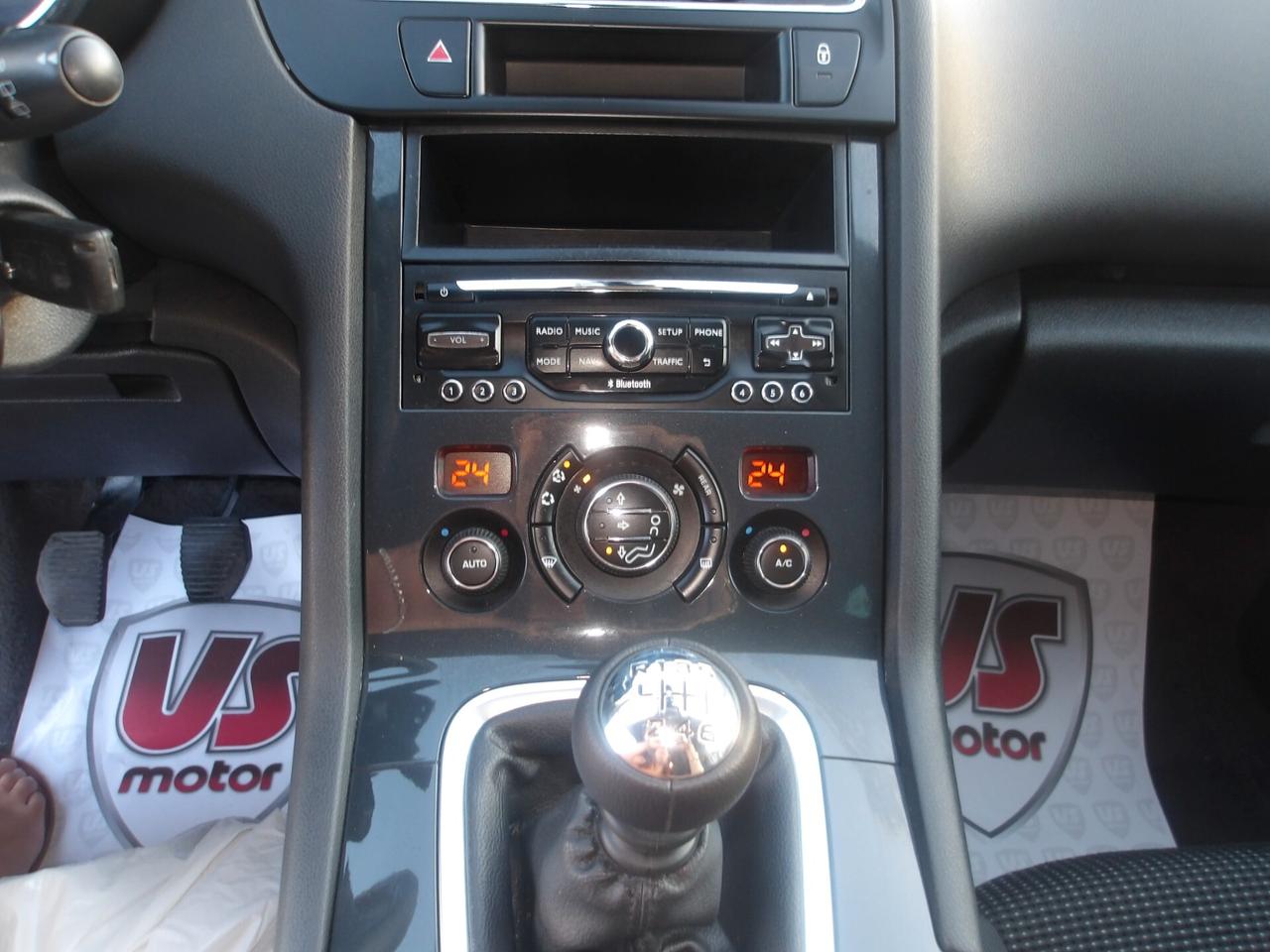 PEUGEOT 5008 1.6 DIESEL-GARANZIA FULL