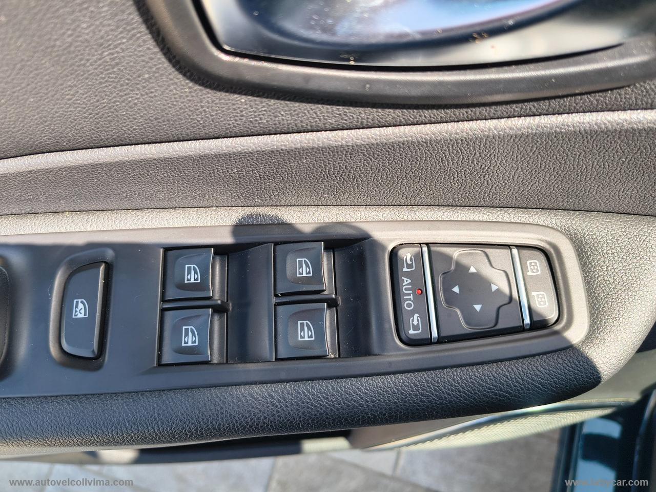 RENAULT Captur TCe 12V 90 CV Business
