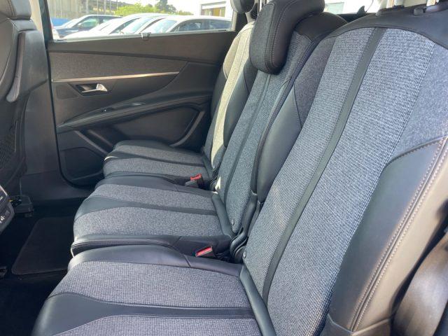 PEUGEOT 5008 BlueHDi 130 S&S