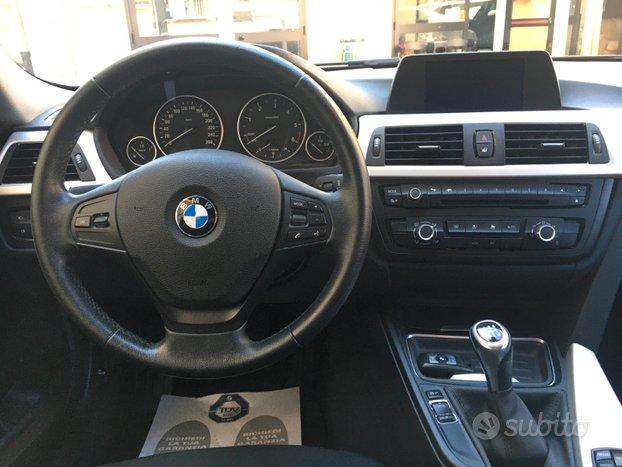 Bmw 318 Touring X Drive