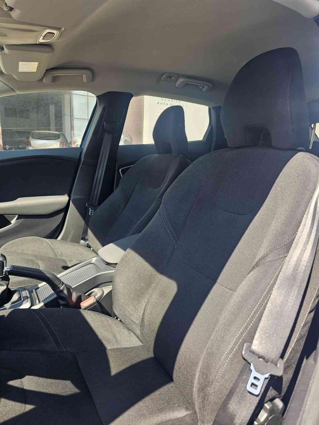 VOLVO V40 D2 1.6 SOLI 21.000KM