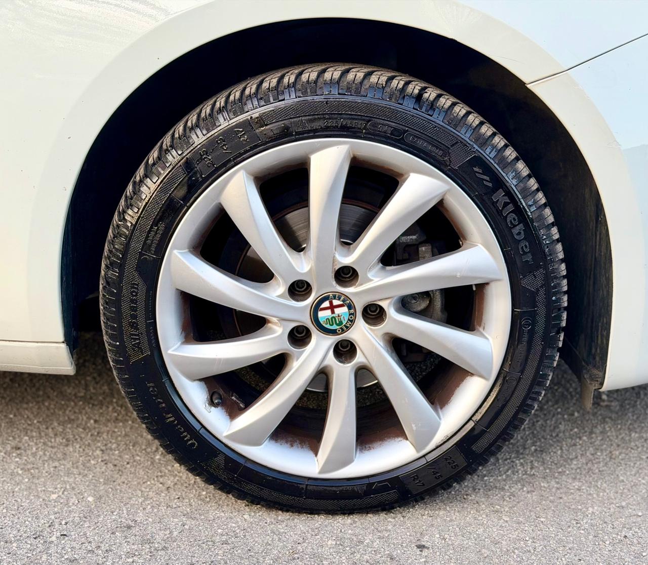 Alfa Romeo Giulietta 2015 1.6 JTDm- ok neopatentati ! ! !