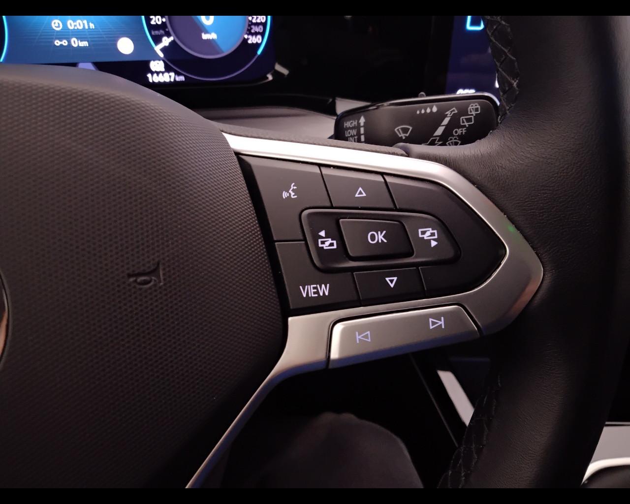 VOLKSWAGEN Golf VIII 2020 - Golf 1.5 tsi evo Style 130cv