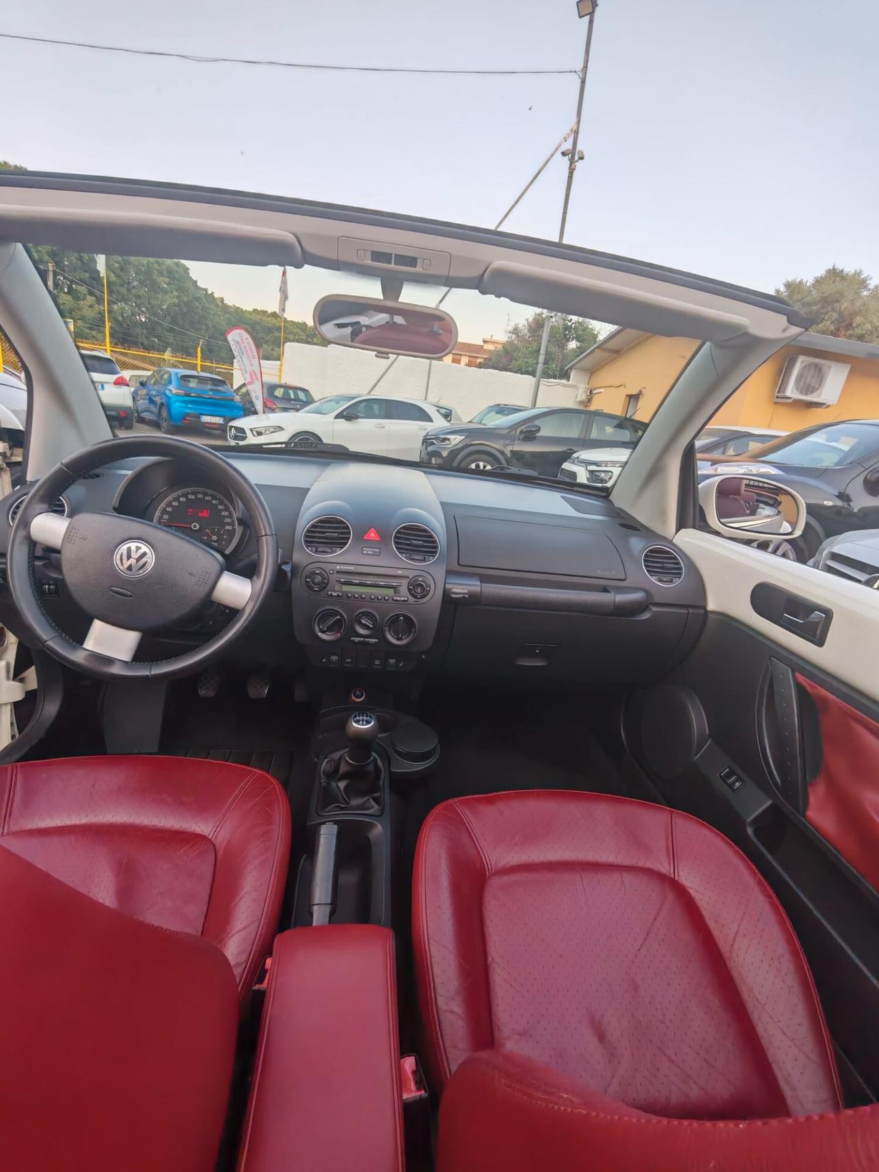 Volkswagen New Beetle 1.9 TDI 105CV Cabrio Lim. Red Edt.