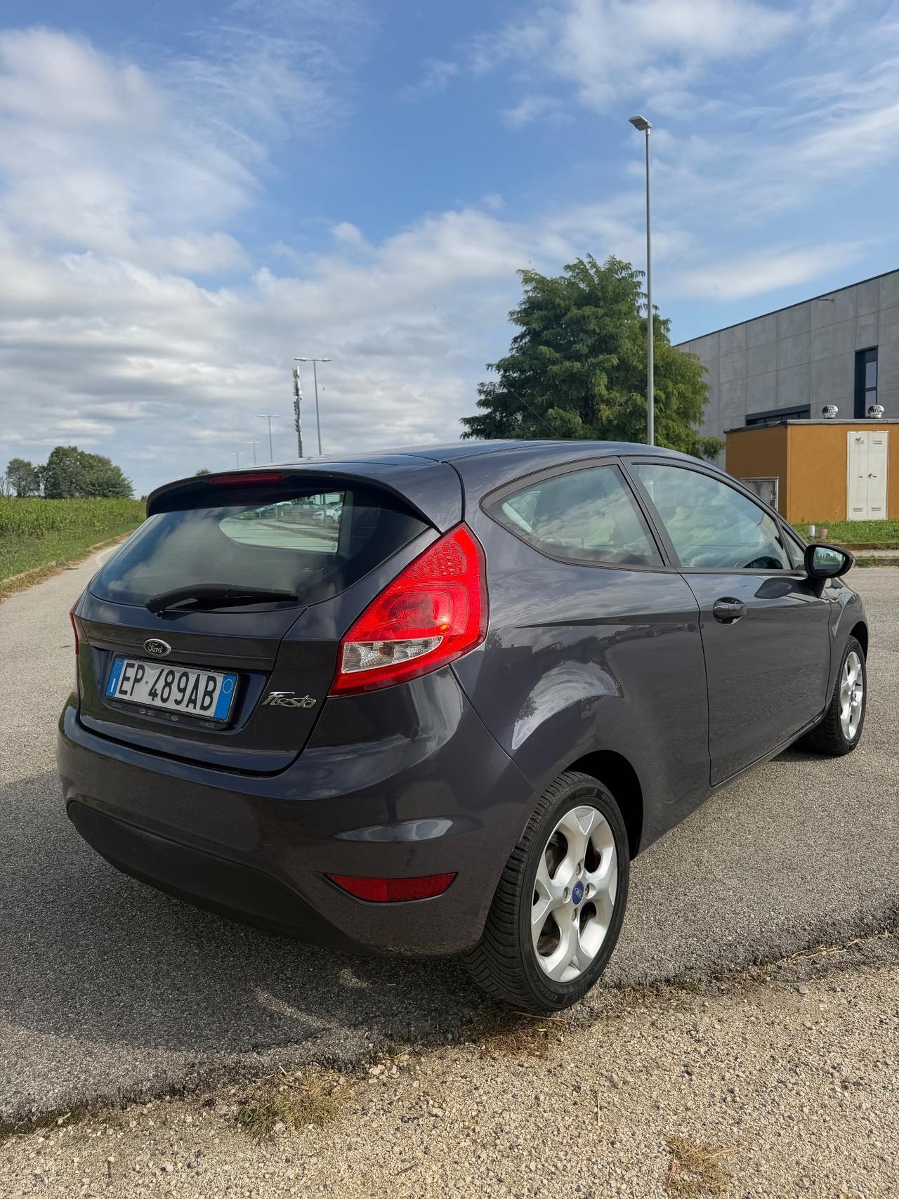 Ford Fiesta 1.2 82CV 3 porte Titanium