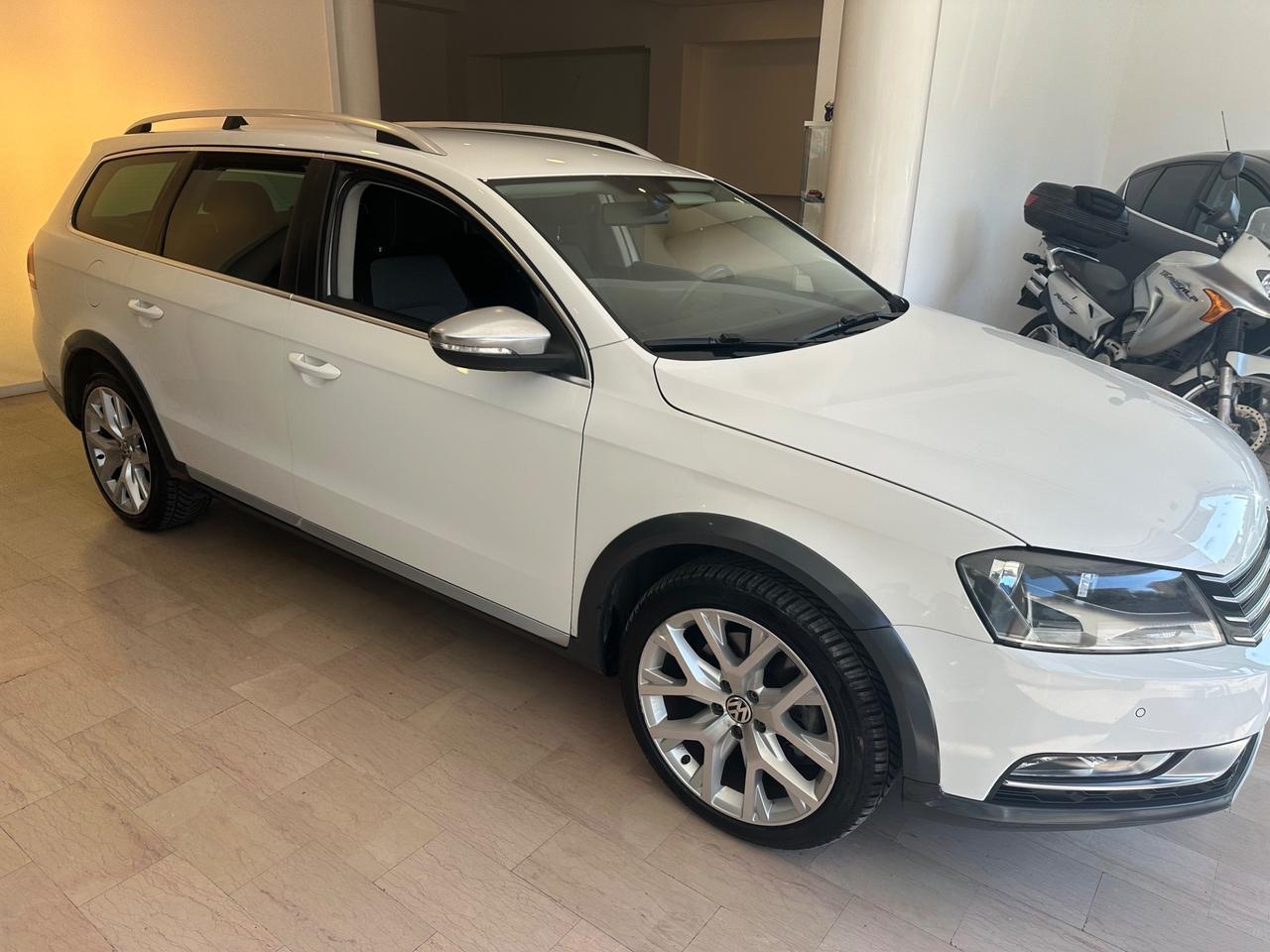 Volkswagen Passat Alltrack 2.0 TDI DSG 4motion BlueMotion Tech.
