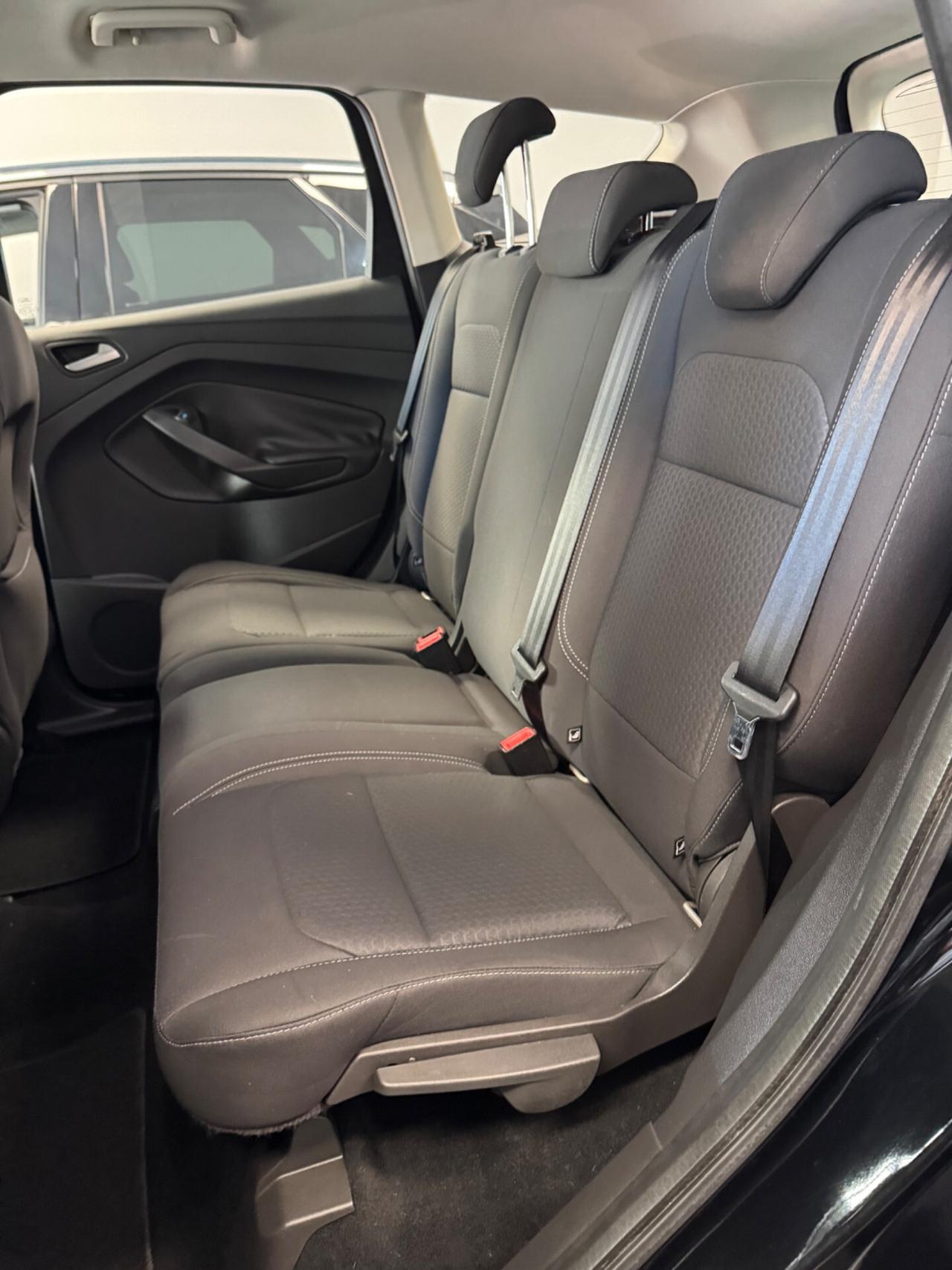 Ford Kuga 1.5 TDCI 120 CV Titanium Finanziabile