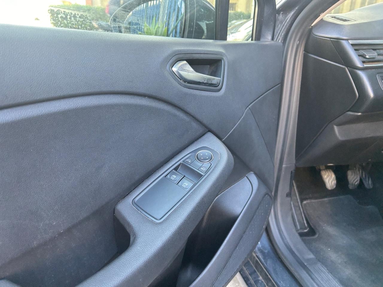Renault Clio TCe 90 CV 5 porte Techno