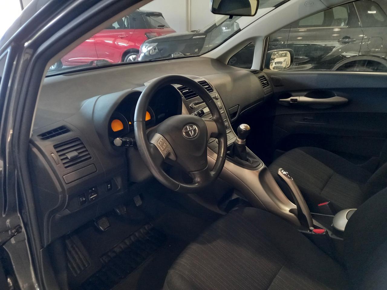 Toyota Auris 1.6 5 porte Sol
