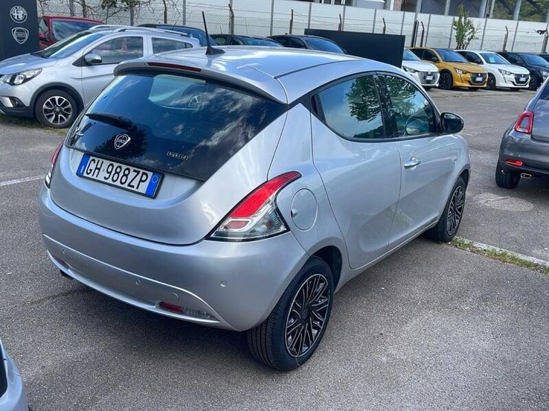 Lancia Ypsilon III 2021 1.0 firefly hybrid Gold s&s 70cv