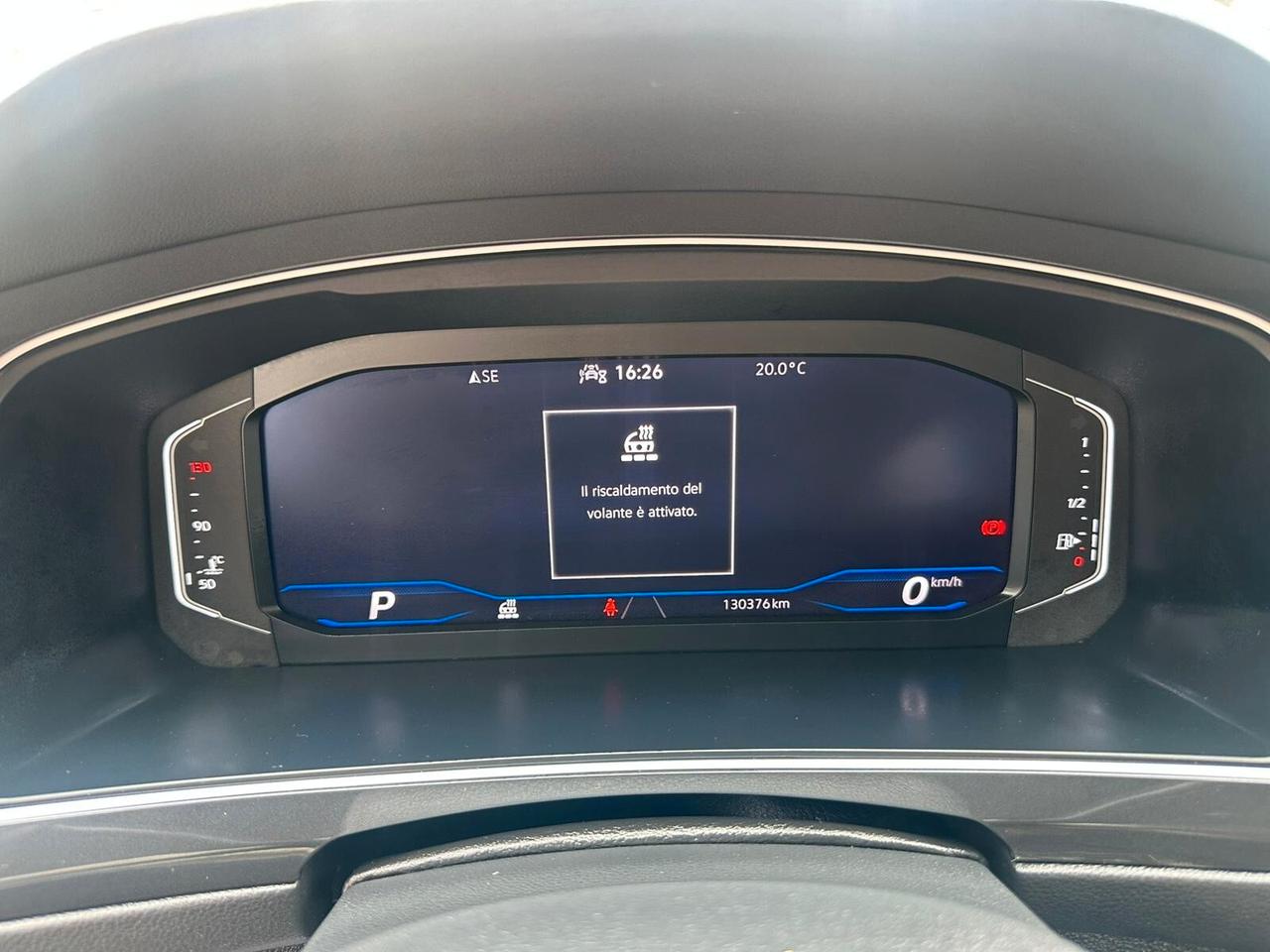 Volkswagen Tiguan 2.0 TDI 150 CV SCR DSG R-Line black pack