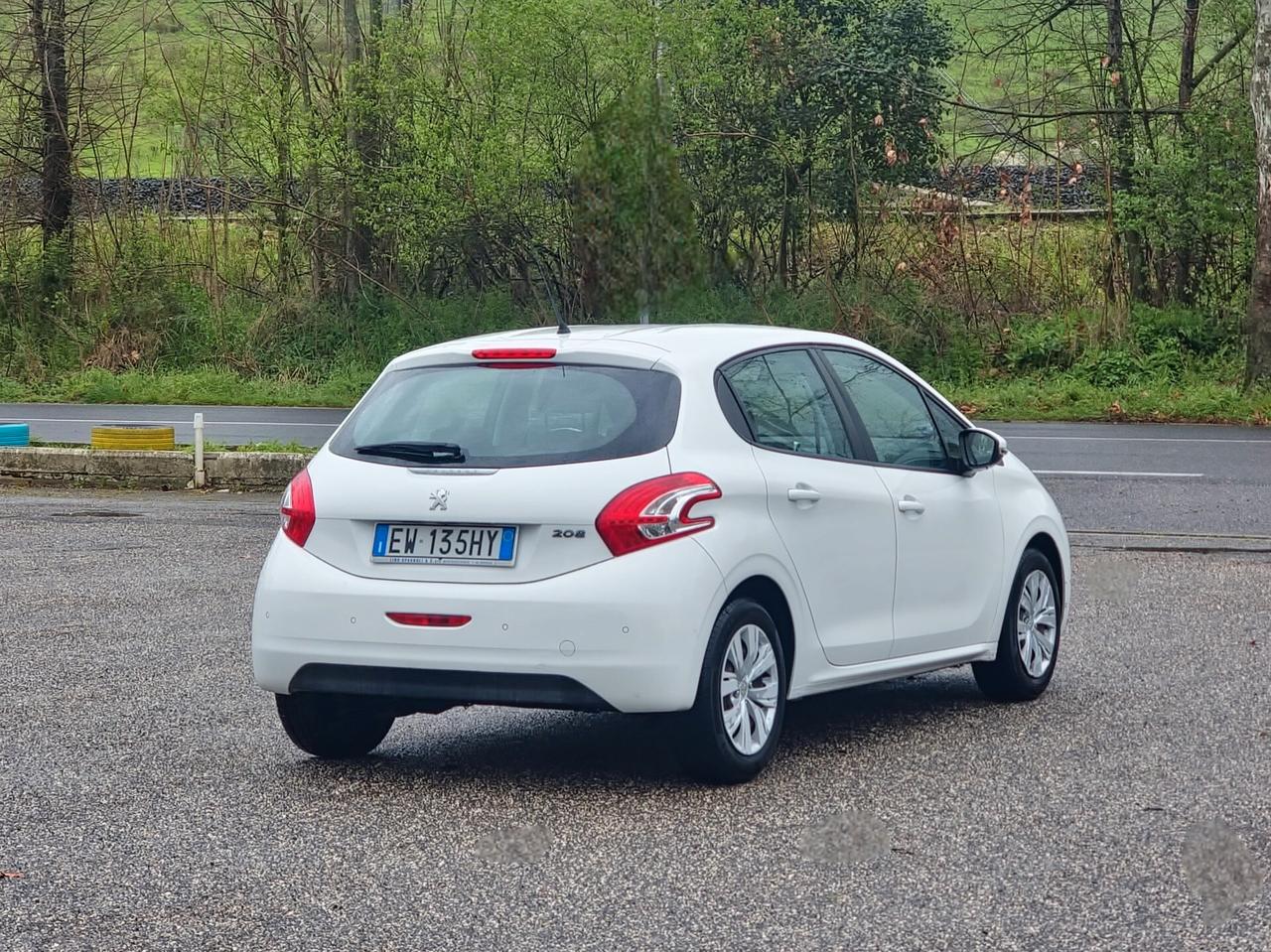 Peugeot 208 PureTech 82 5 porte Allure 2014 E-B5 Manuale