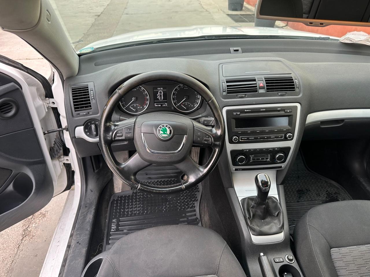 Skoda Octavia 1.6 TDI 4x4 Euro 5 - 2011