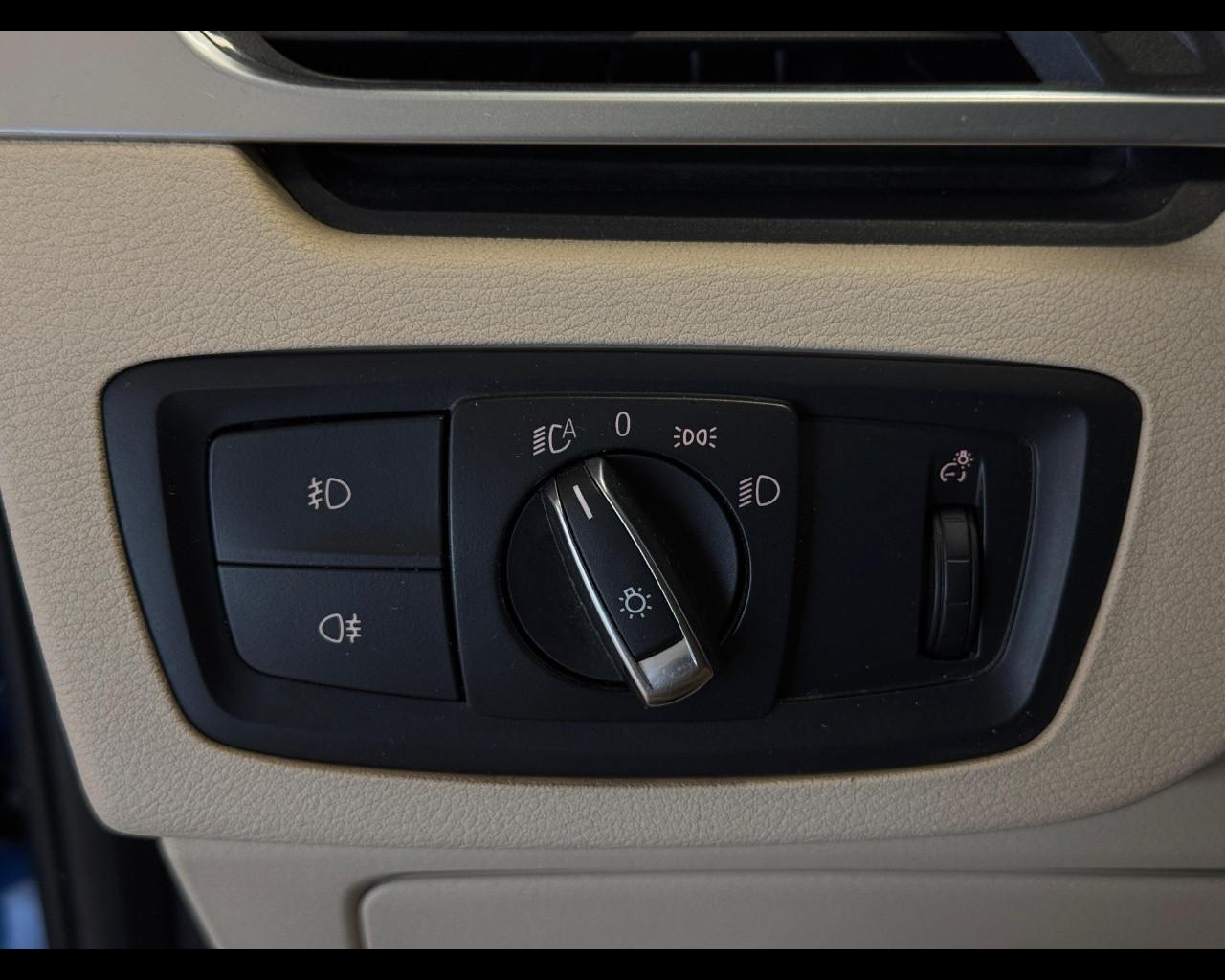 BMW X1 (F48) - X1 xDrive20d Business