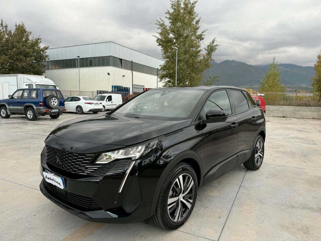 Peugeot 3008 TOTAL BLACK 1.5 Hdi 130CV EAT8