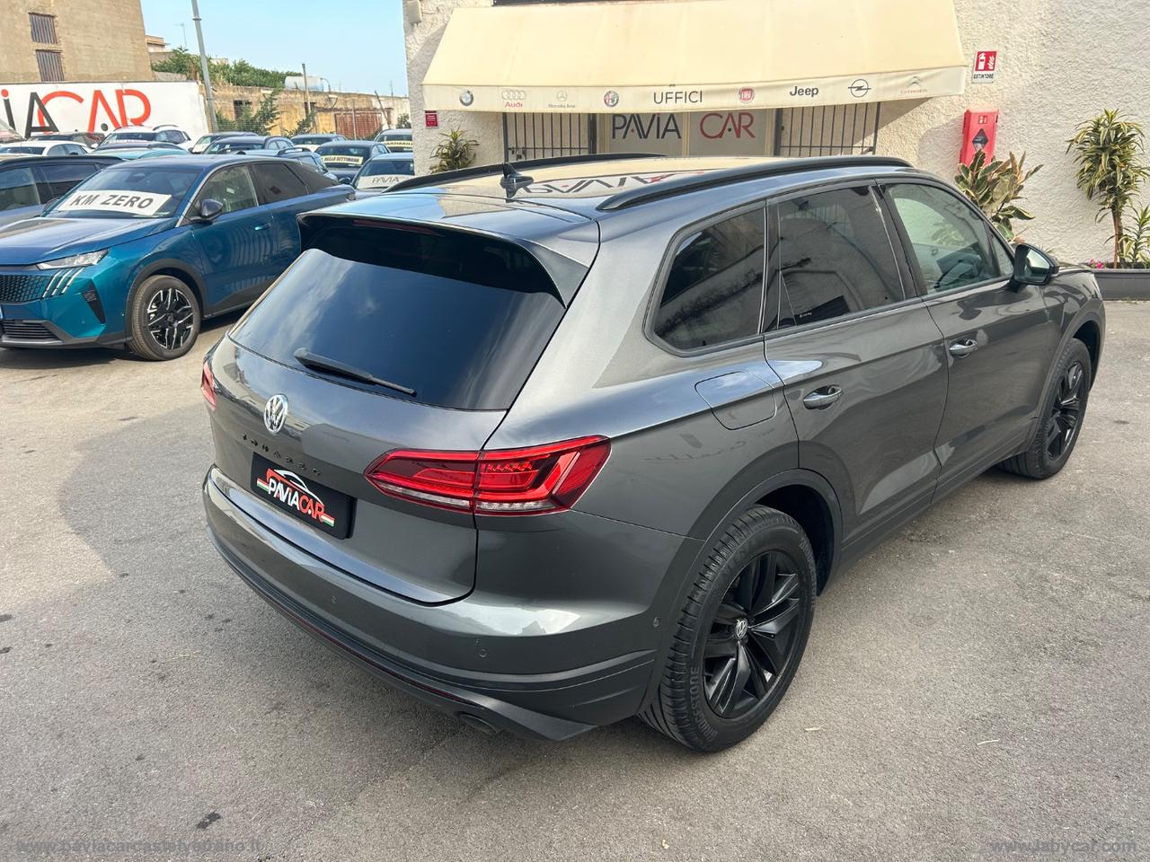 VOLKSWAGEN Touareg 3.0 TDI Advanced