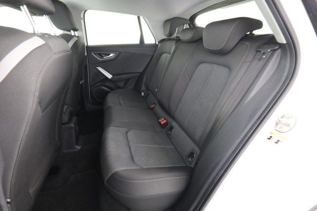 AUDI Q2 Q2 35 TFSI Identity Black