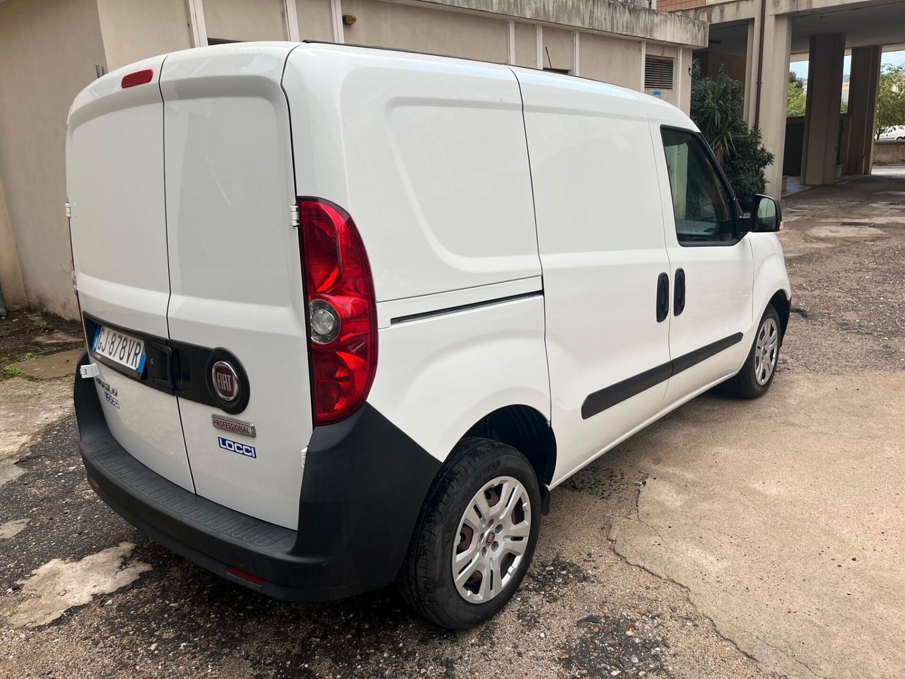 FIAT DOBLO' CH1 LOUNGE 1.6 MJET 105 CV 3 POSTI .