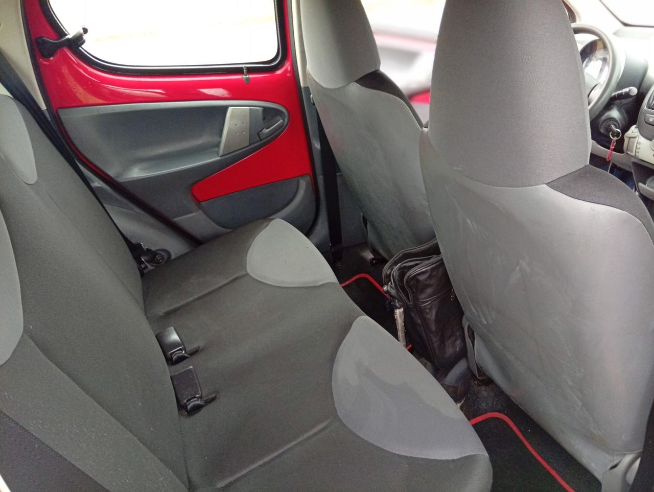 Peugeot 107 1.0 68CV 5 Porte 120.000km