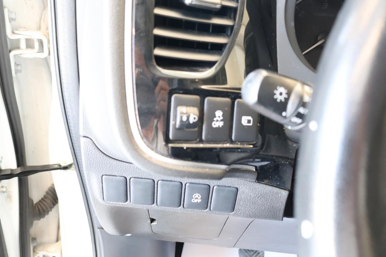Mitsubishi Outlander 2.2 Instyle awd 7POSTI