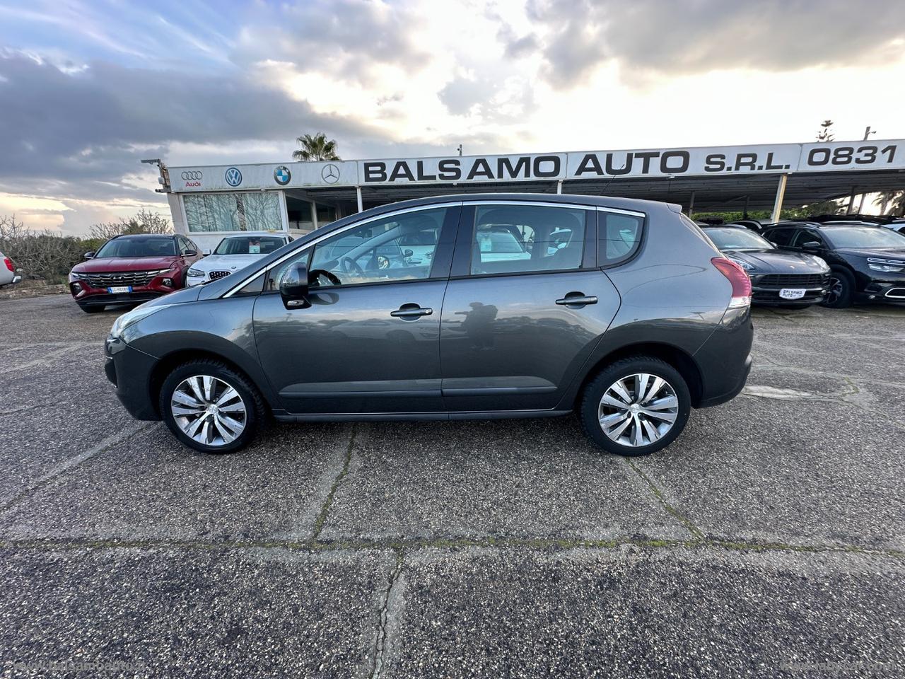 PEUGEOT 3008 1.6 HDi 115 CV Allure