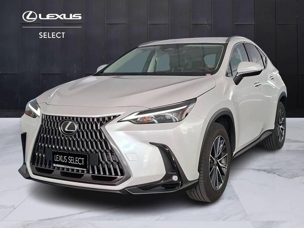 Lexus NX 2.5 Hybrid Premium 4WD e-CVT
