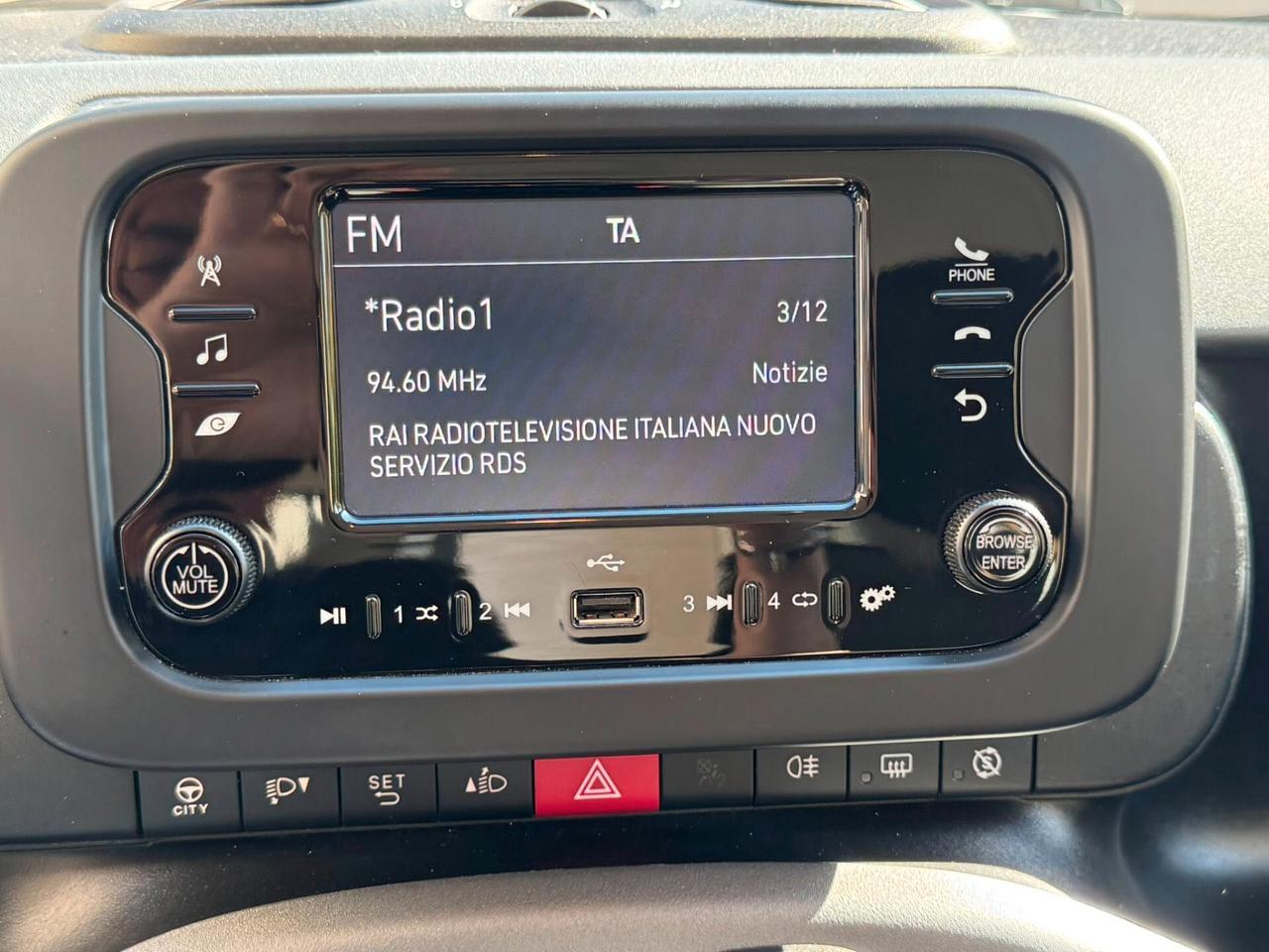 FIAT PANDA 1.0 FIREFLY HYBRID CITY LIFE PERFETTA