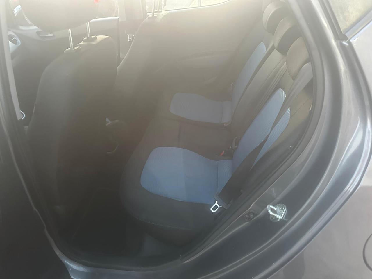 Hyundai i10 1.0 LPGI Econext Sound Edition