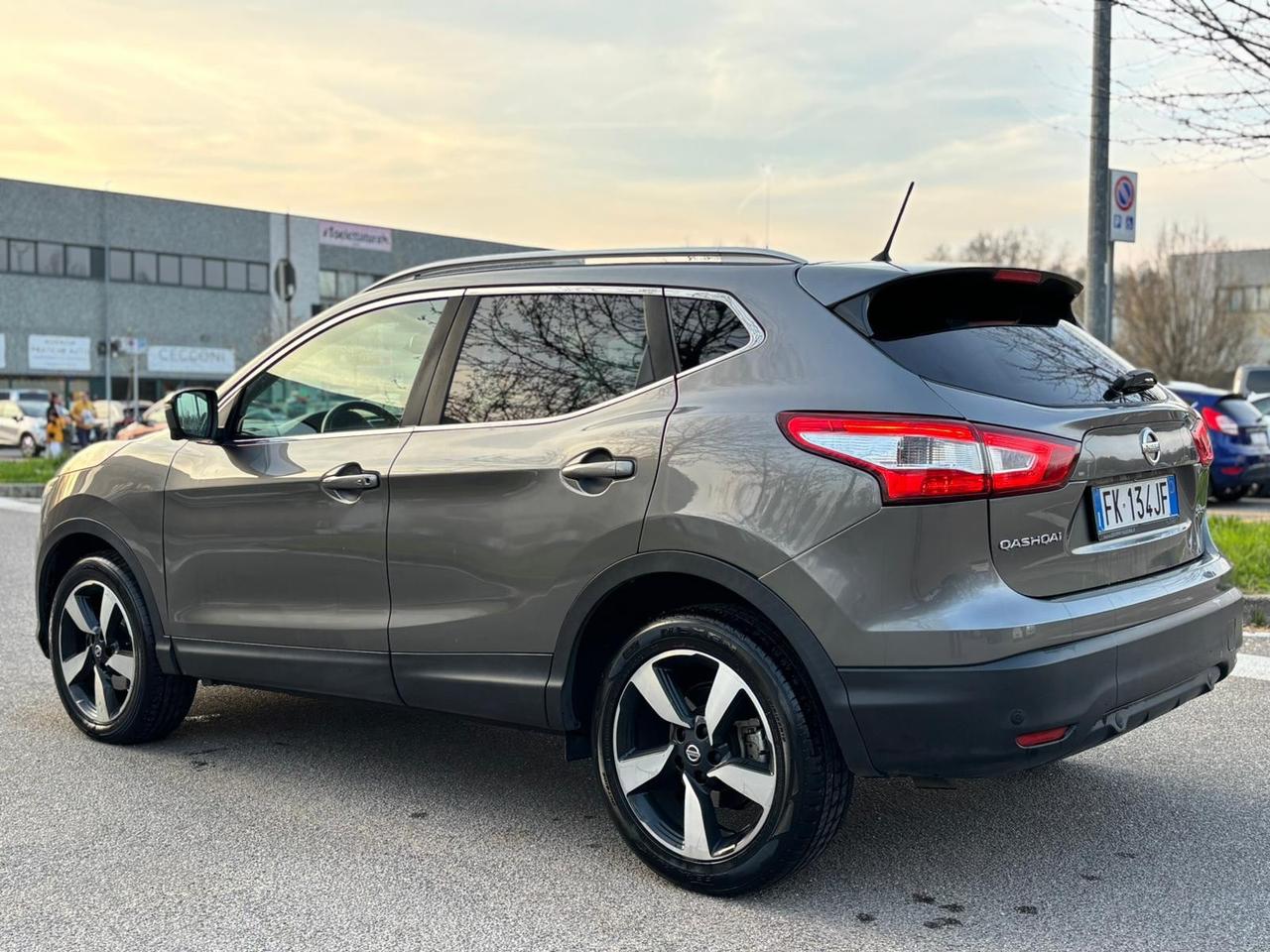 Nissan Qashqai 1.6 dCi X-Tronic 2WD Black Edition