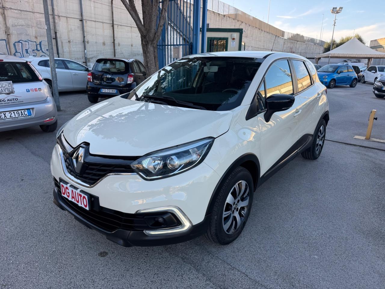 Renault Captur dCi 8V 90 CV EDC Sport Edition