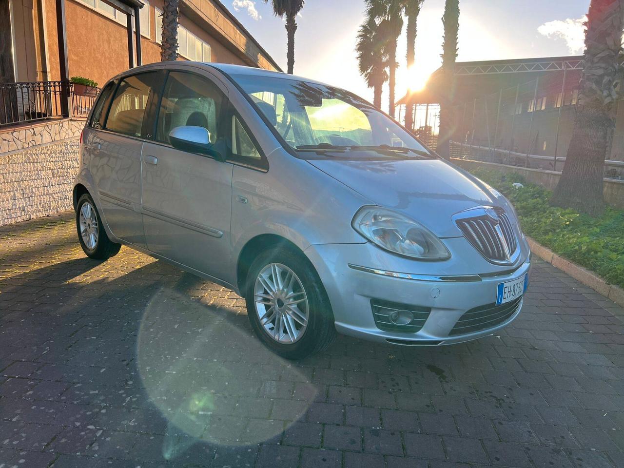 Lancia MUSA 1.3 Mjt 95 CV 5th Avenue