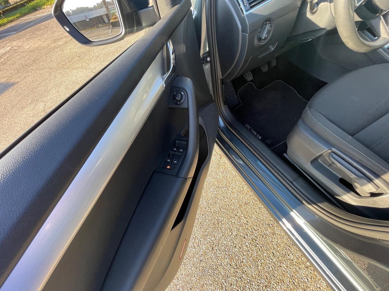 Skoda Octavia 1.6 TDI SCR 115 CV Wagon Executive