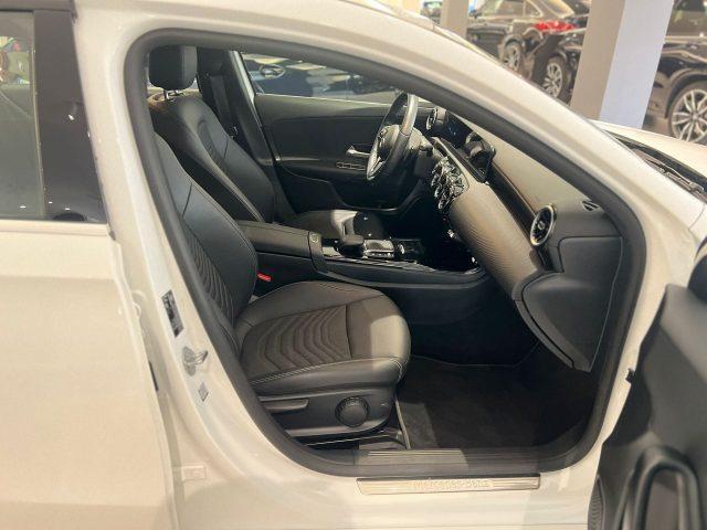 MERCEDES-BENZ A 180 A 180 d Automatic 4p. Business