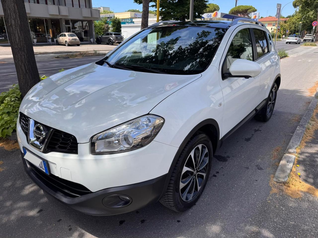 Nissan Qashqai 1.6 BENZ NEOPATEN GARANZIA 12 MESI